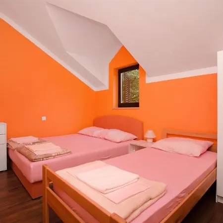 Дом отдыха Vikendica Donji Humac